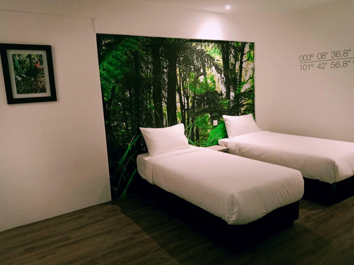 H Boutique Hotel Xplorer Loke Yew Куала-Лумпур Экстерьер фото